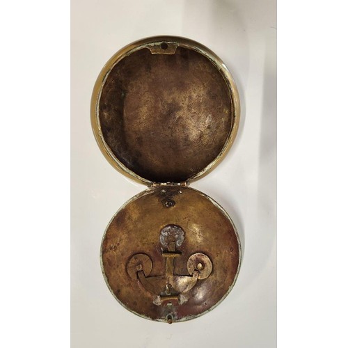 433 - A DUTCH BRASS COMBINATION SNUFF BOX, 18TH CENTURY