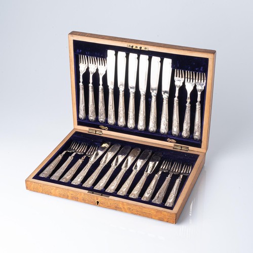 911 - A CASED SET OF EDWARD VII KINGS PATTERN SILVER FISH KNIVES AND FORKS, BIRMINGHAM, 1907