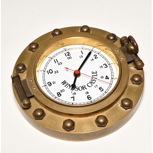 280 - A QUARTZ BRASS SHIPS CLOCK