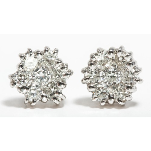 82 - A PAIR OF DIAMOND CLUSTERS, 0.80 CARATS