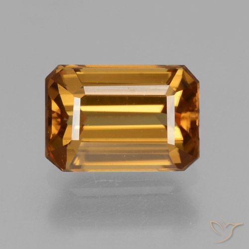 193 - AN EMERALD CUT CITRINE, 5,75 CARATS