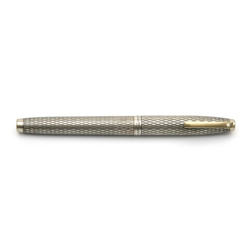 1023 - A SHEAFFER FOUNTAIN PEN