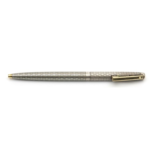 1044 - A SHEAFFER BALLPOINT PEN