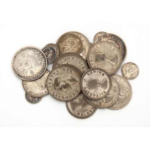 668 - A MISCELLANEOUS COLLECTION OF COINS