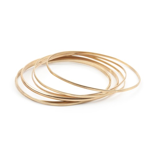 415 - A COLLECTON OF GOLD BANGLES