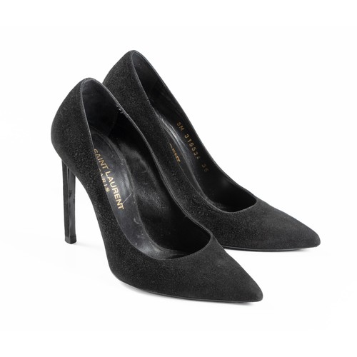 573 - A PAIR OF SAINT LAURENT ZOE SUEDE LEATHER PUMPS