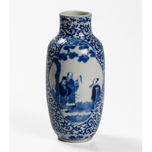 231 - A CHINESE BLUE AND WHITE ROULEAU VASE