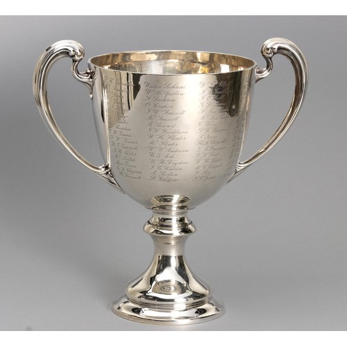 629 - AN EDWARD VII SILVER TROPHY CUP, ATKIN BROTHERS, SHEFFIELD, 1909