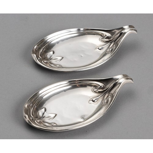 95 - A GERMAN SILVER PAIR OF ART NOUVEAU BUTTER DISHES, MAKER'S MARK WTB, CIRCA 1900