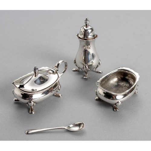 654 - A GEORGE V SILVER SALT, PEPPERETTE, MUSTARD POT AND SPOON, WILLIAM SUCKLING LTD, BIRMINGHAM, 1930