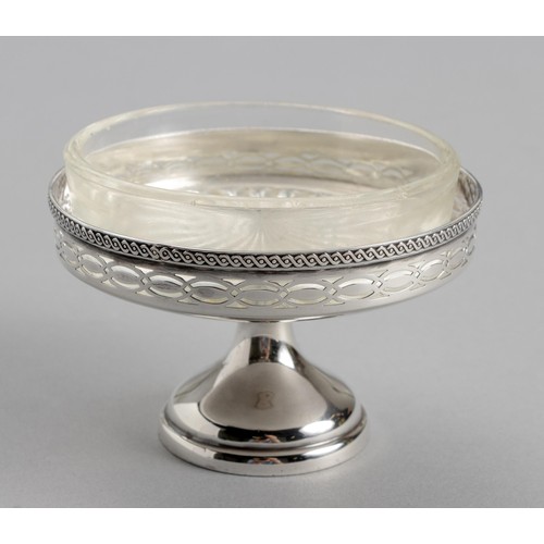 80 - A GEORGE V SILVER BUTTER DISH, MAPPIN AND WEBB, SHEFFIELD, 1925