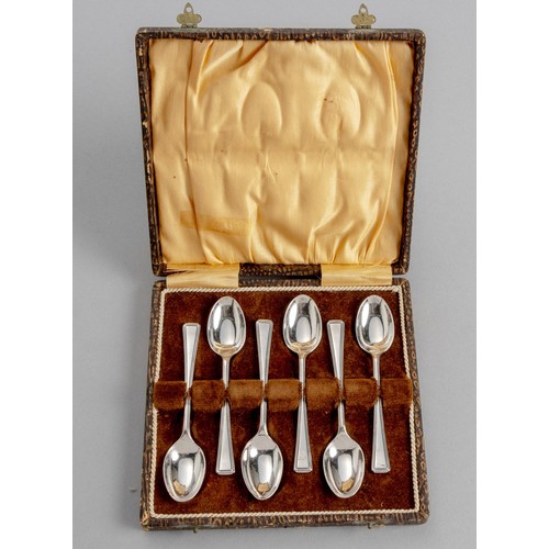 84 - A CASED SET OF SIX GEORGE VI SILVER TEASPOONS, THOMAS BRADBURY AND SONS LTD, SHEFFIELD, 1943