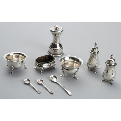 621 - AN EDWARD VII SILVER SALT, WILLIAM MAMMATT AND SON, SHEFFIELD, 1902