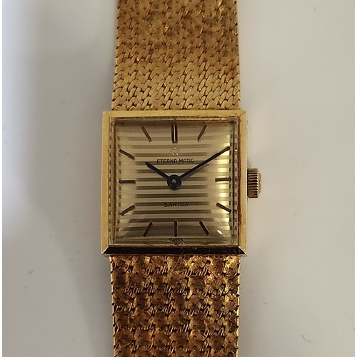 557 - A LADIES GOLD WRISTWATCH, ETERNA