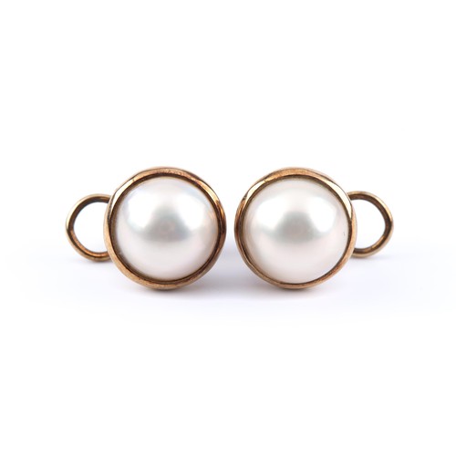 685 - A PAIR OF MABE PEARL EARRINGS