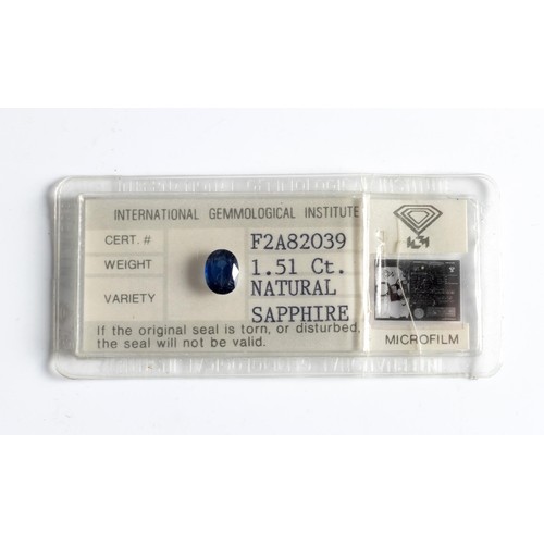 1441 - AN UNMOUNTED OVAL MIXED-CUT SAPPHIRE, APPROXIMATELY 1.51 CARATS