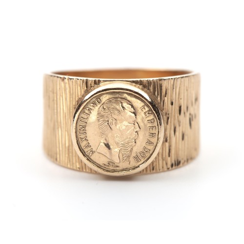 A UNISEX COIN RING