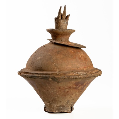 407 - A TERRACOTTA POT AND COVER, CHAD