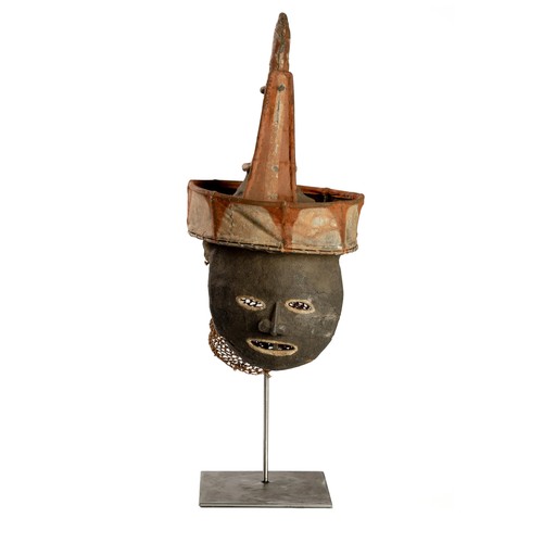 412 - A LWENA FIBRE MASK, ZAMBIA