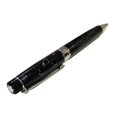 74 - A MONTBLANC ROLLERBALL PEN