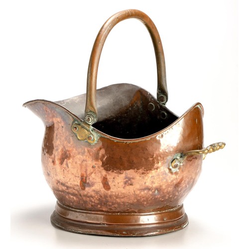 73 - A COPPER COAL SCUTTLE