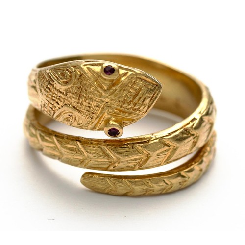 1284 - A GOLD SNAKE RING