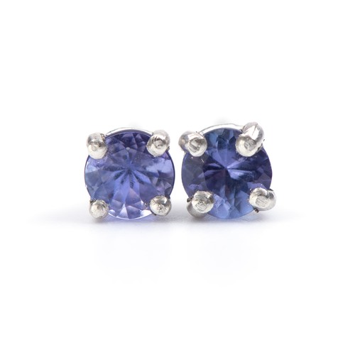 1260 - A PAIR OF TANZANITE STUD EARRINGS, 0.60 CARATS