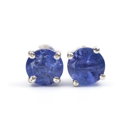 1261 - A PAIR OF TANZANITE STUD EARRINGS, 2.08 CARATS