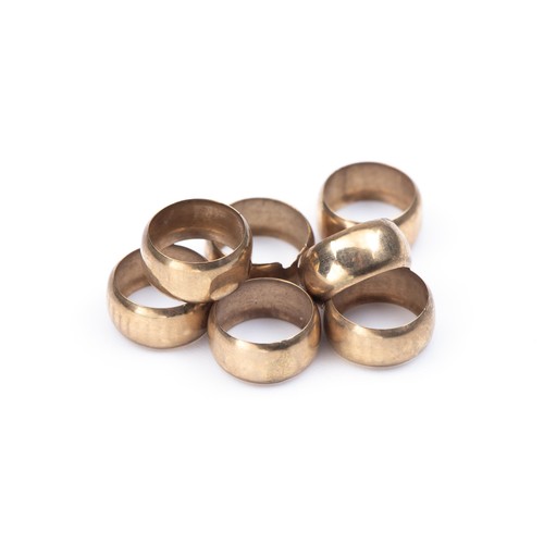 1330 - A SET OF SEVEN FRIENDSHIP RINGS