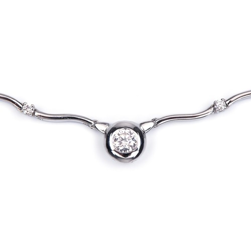 960 - A DIAMOND NECKLACE, 0.80 CARATS