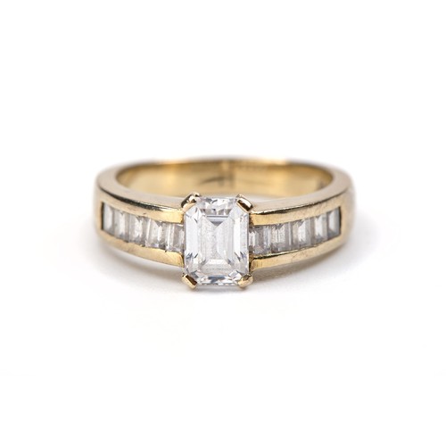 1268 - A CUBIC ZIRCONIA DRESS RING