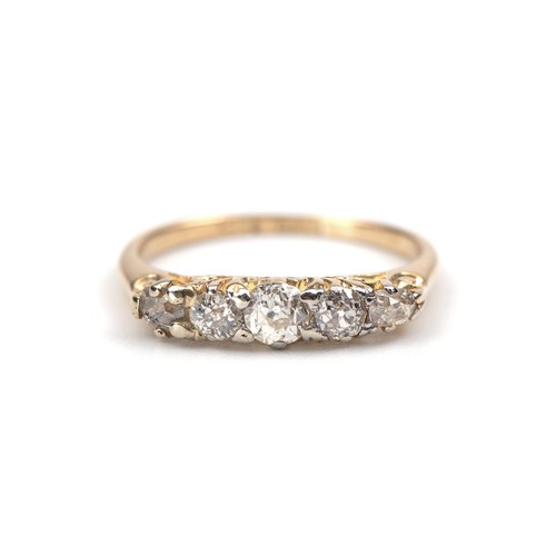 1295 - A DIAMOND DRESS RING, 0,30 CARATS