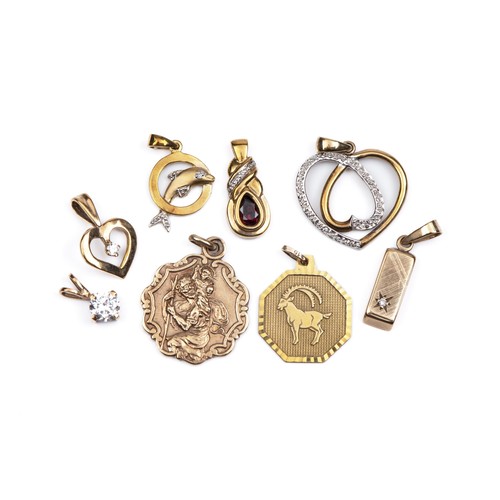 1353 - A MISCELLANEOUS COLLECTION OF GOLD PENDANTS