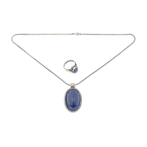 1180 - A SUITE OF SILVER AND LAPIS LAZULI JEWELLERY