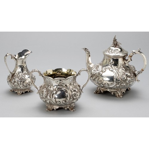 610 - A VICTORIAN SILVER THREE-PIECE TEA SERVICE, DANIEL AND CHARLES HOULE, LONDON, 1859