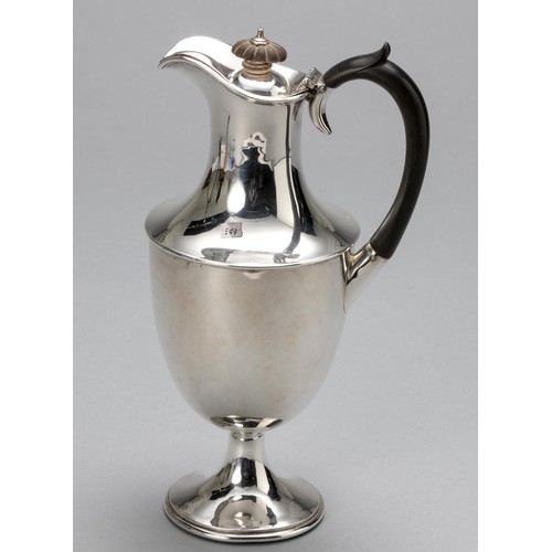 625 - AN EDWARD VII SILVER HOT WATER POT, FENTON BROTHERS LTD, SHEFFIELD, 1903