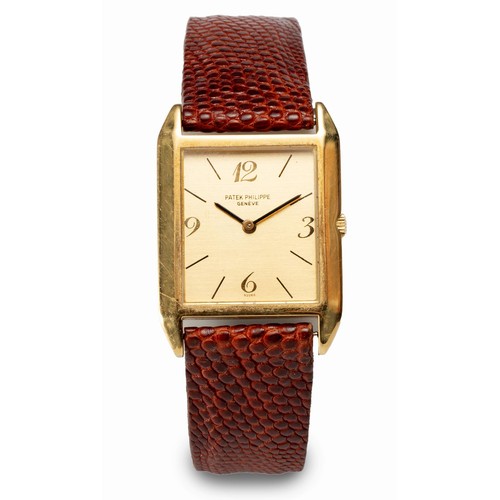 1136 - A GENTLEMAN'S GOLD WRISTWATCH, PATEK PHILIPPE