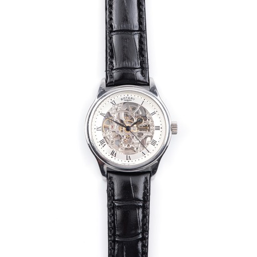 1140 - A GENTLEMAN'S ROTARY WATCH