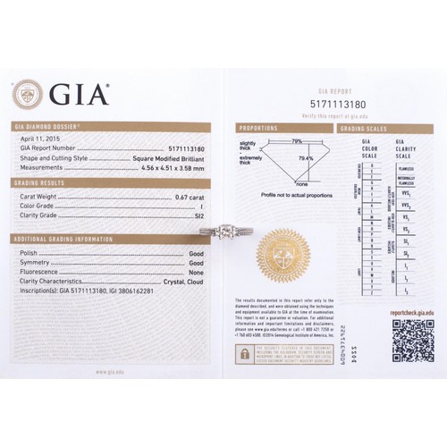 985 - A DIAMOND DRESS RING, 0.77 CARATS AND MATCHING BAND, GIA CERTIFIED