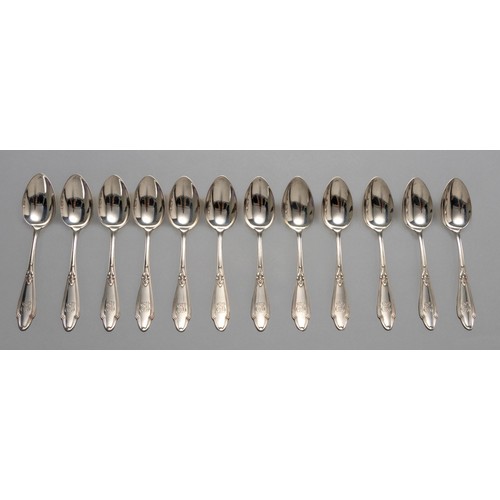 667 - A SET OF TWELVE SILVER GERMAN TEASPOONS, KOCH AND BERGFELD, BREMEN, 19TH CENTURY