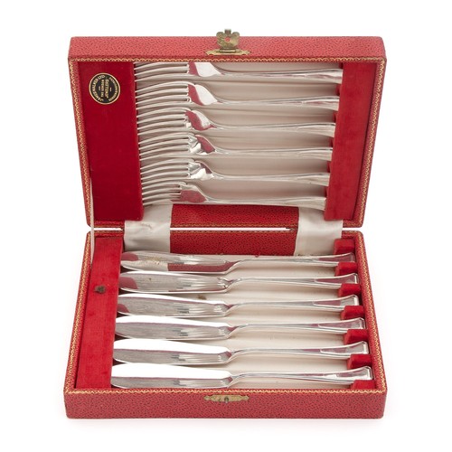 138 - A CASED EDWARD VII SILVER PLATED CUTLERY SET, JAMES WALKER, LONDON, 20TH CENTURY