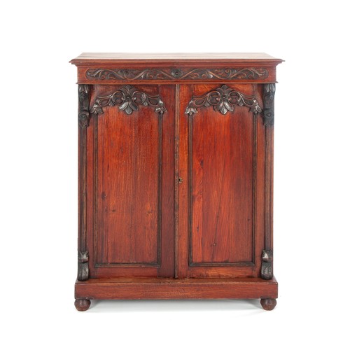 303 - AN OAK SIDE CABINET, LATE 19TH CENTURY