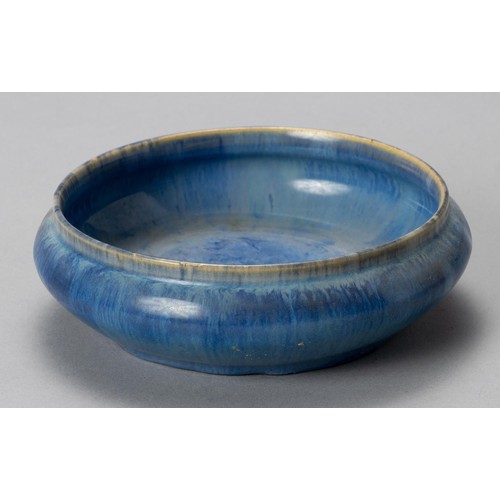 769 - A LINN WARE BLUE-GLAZE BOWL