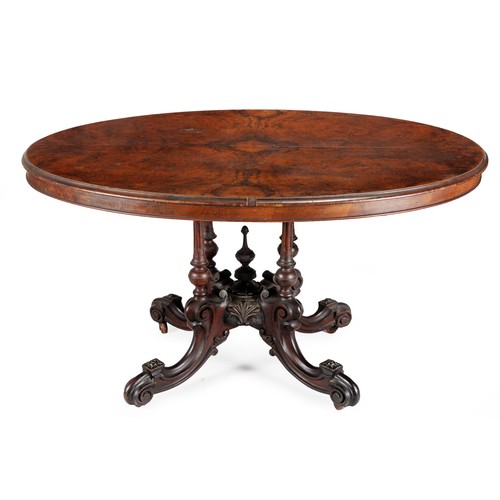 280 - A VICTORIAN WALNUT LOO TABLE