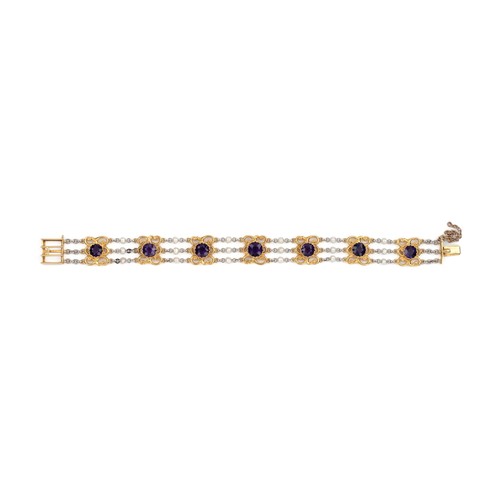 869 - AN AMETHYST AND PEARL BRACELET