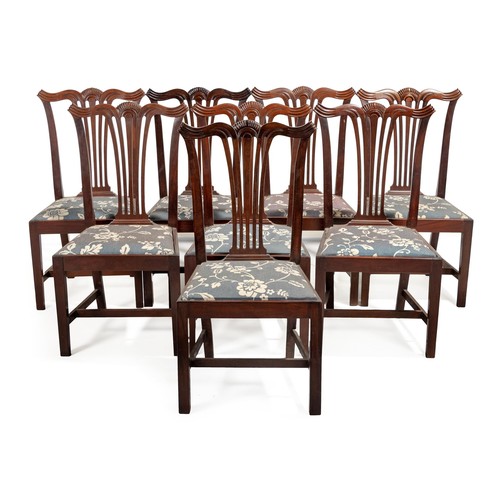 259 - A SET OF EIGHT GEORGE III STYLE MAHOGANY DINING CHAIRS