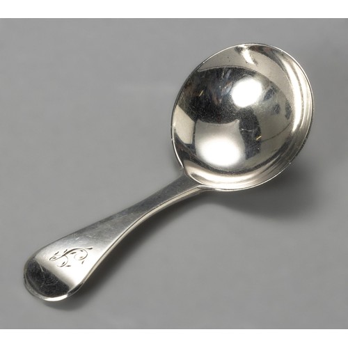 125 - A GEORGE III SILVER CADDY SPOON, WILLIAM BATEMAN I, LONDON, 1820