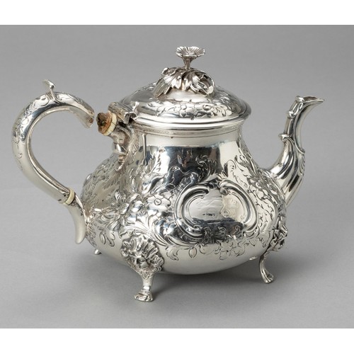 654 - A SILVER TEAPOT, MAKER AND DATE MARKS RUBBED