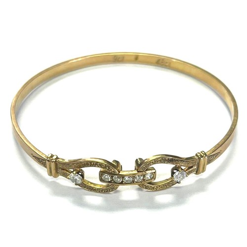 979 - A GOLD BANGLE