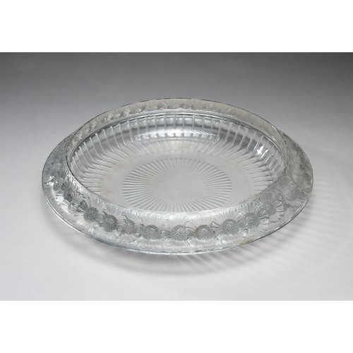 726 - A LALIQUE 'MARGUERITE' DAISY PATTERN CENTREPIECE BOWL, SIGNED LALIQUE FRANCE